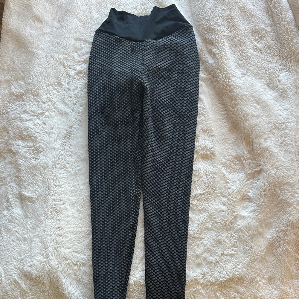 Tahira by kb scrunch leggings